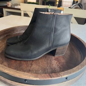 Lucky brand ankle boots 9.5 black